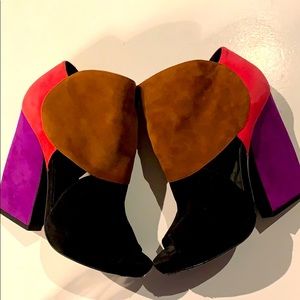 Gorgeous Pierre Hardy suede ankle boots